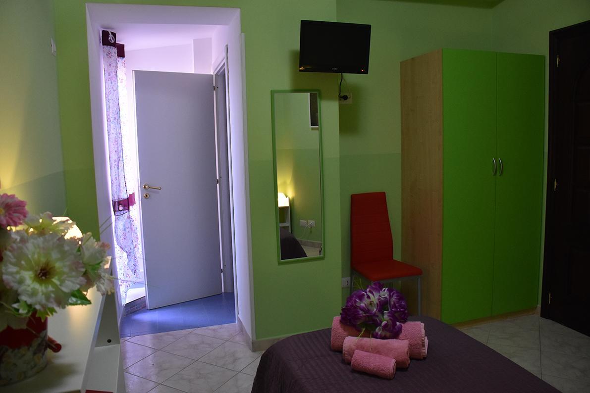 B&B La Casa Di Luigi ジャルディーニ・ナクソス エクステリア 写真